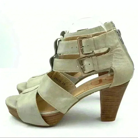 Gadea womens heels size 9 beige leather strappy chunky platforms - Picture 4 of 11